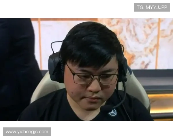 RNG在职业联赛积分榜中以73分稳居第一名展现强劲实力