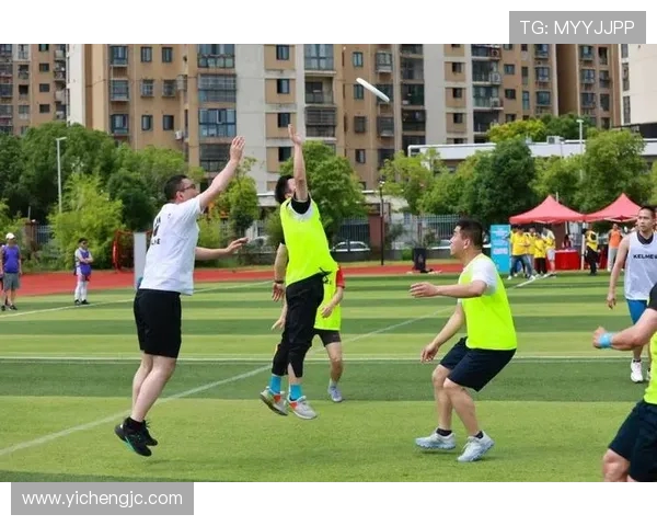 杭州飞盘队在极限运动会积分榜上以60分稳居第一名引发关注 杭州飞盘队在极限运动会积分榜上以60分稳居第一名引发关注