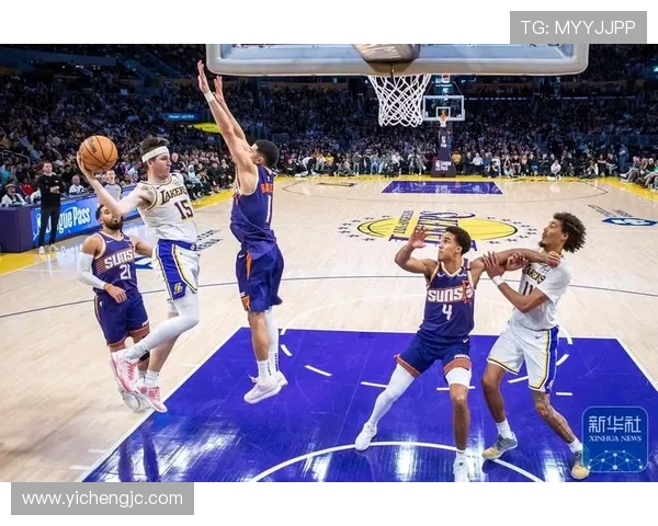 07年湖人对决太阳的经典对抗赛回顾与精彩瞬间分析