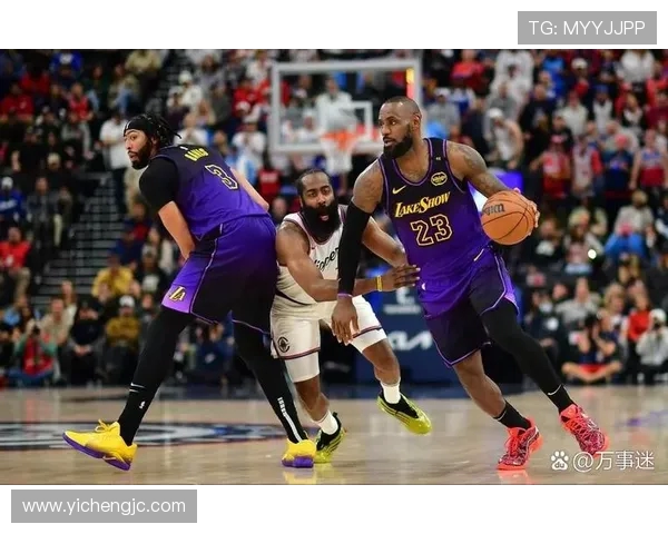 2018季前赛湖人与快船的精彩对决回顾与分析