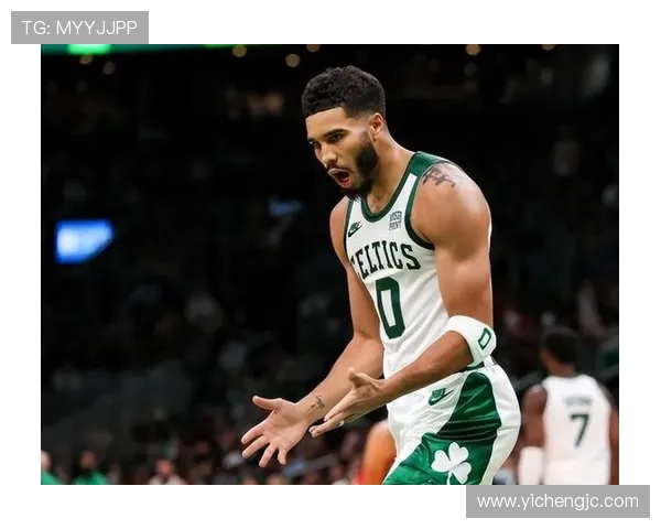 方硕在篮球赛场上的崛起与成长之路:从青涩新秀到球队核心的蜕变故事 方硕在篮球赛场上的崛起与成长之路:从青涩新秀到球队核心的蜕变故事