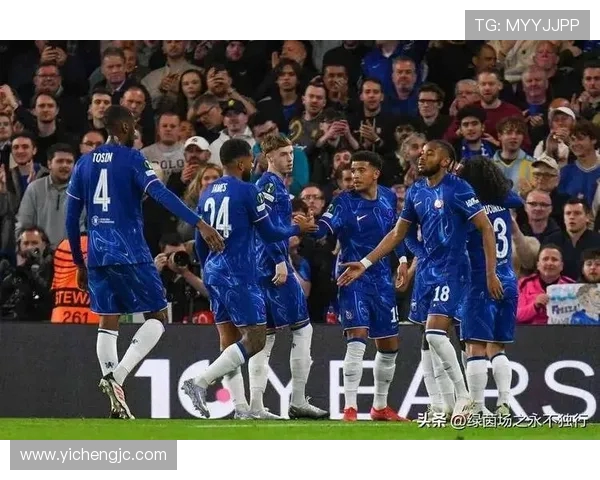 曼联与切尔西在英超第33轮激战正酣谁能笑到最后 曼联与切尔西在英超第33轮激战正酣谁能笑到最后