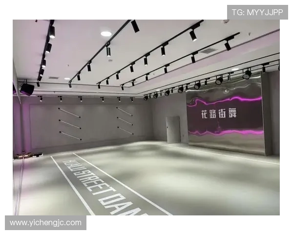 全国街舞大赛点评:西安街舞队技术表现的精彩与不足分析 全国街舞大赛点评:西安街舞队技术表现的精彩与不足分析